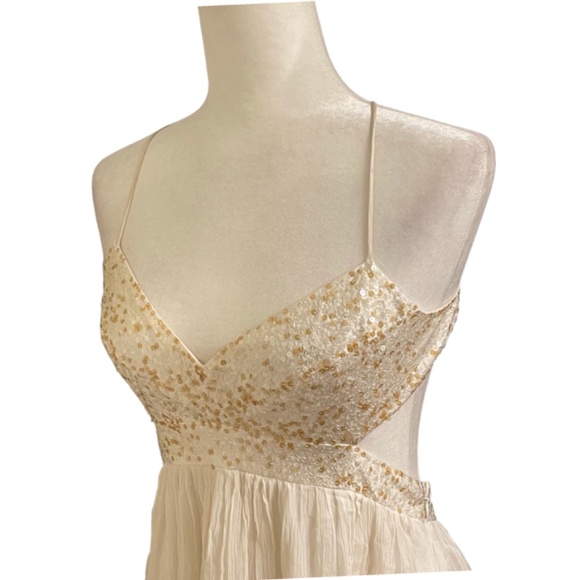 BCBG Sequined Butterfly Top Fairy Open Back Dress Size 10 - Picture 3 of 8